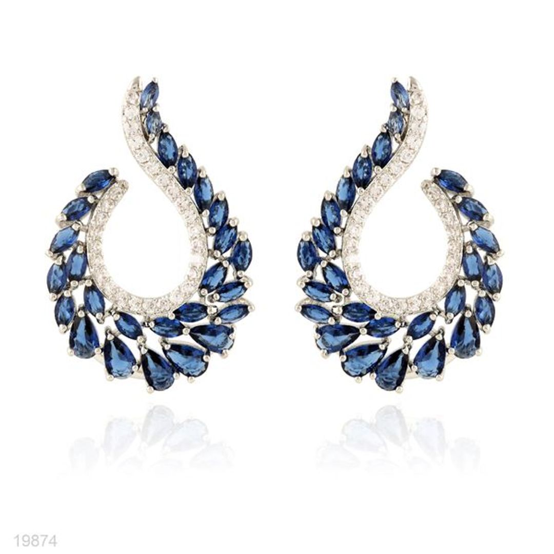 classy wave wreath blue earrings